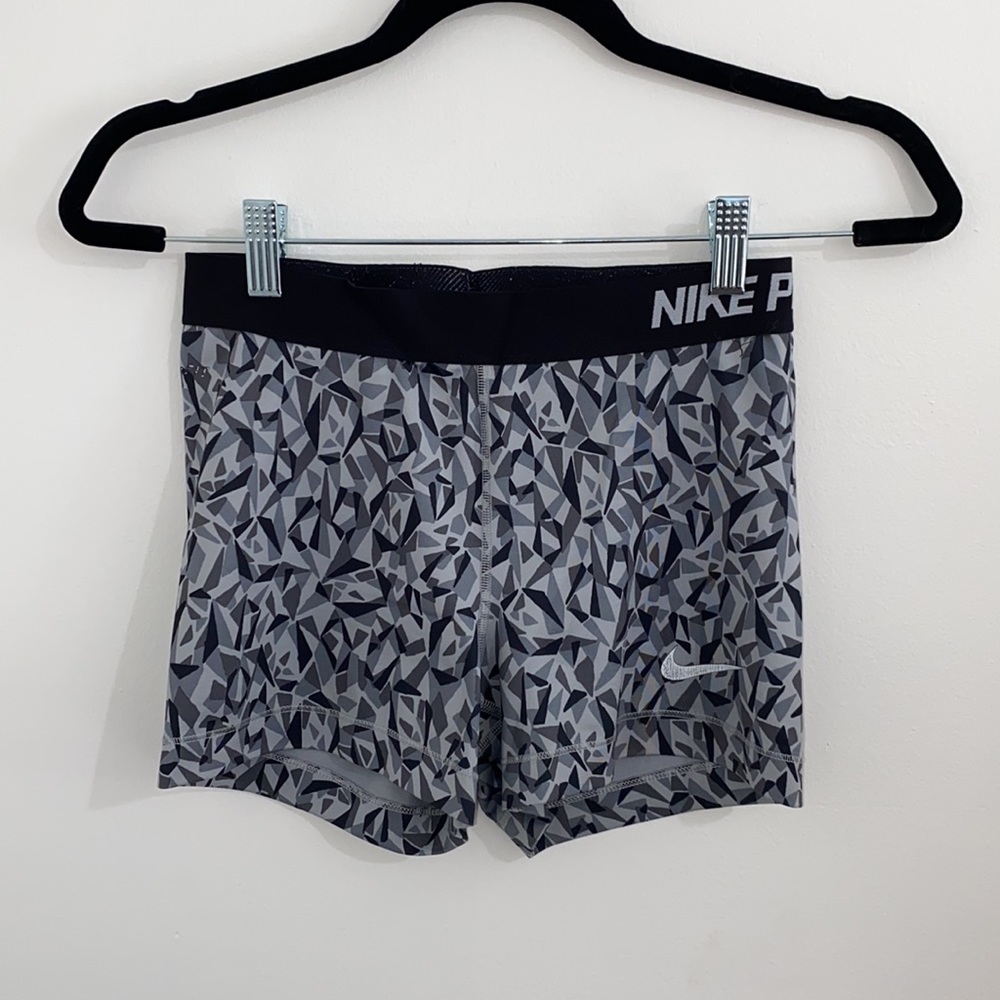 Nike Pro Compression Shorts - Picture 2 of 9